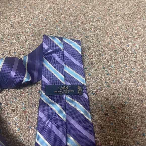 Vintage 346 Brooks Brothers Men’s Necktie Striped 100% Silk Made In USA Purple - Picture 4 of 5